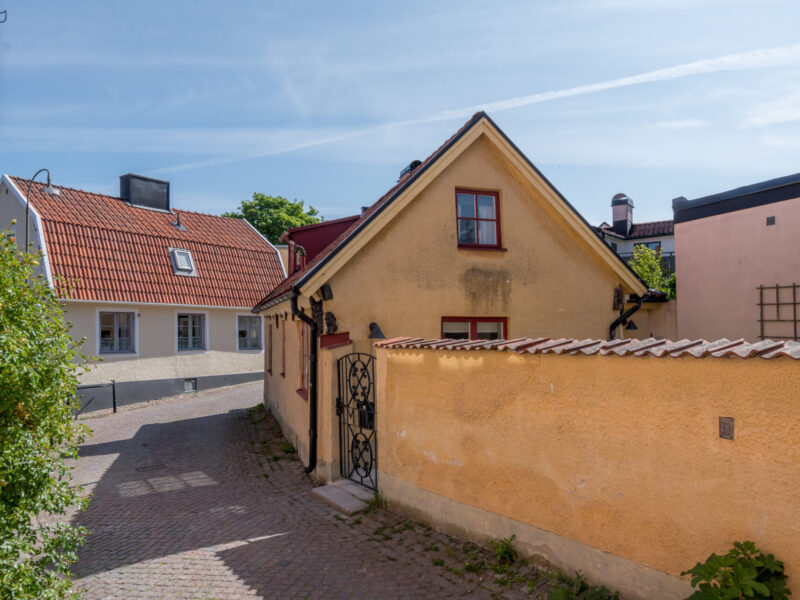 Hus med trädgård i Visby innerstad