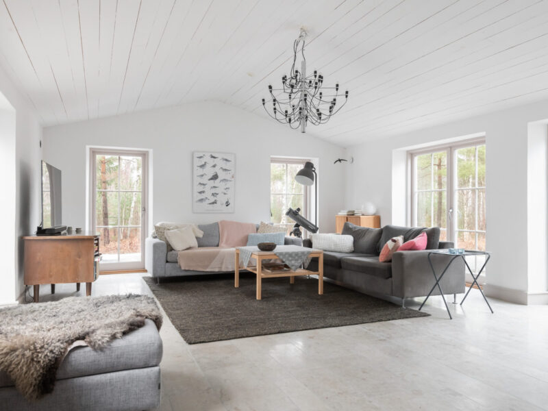 Vackert stenhus i ett lugnt område