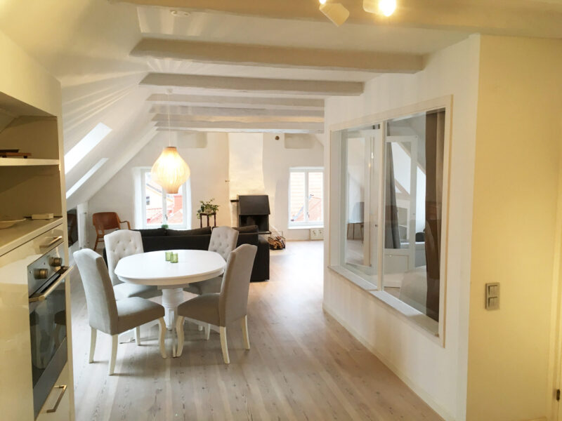 Havsutsikt i Visby innerstad